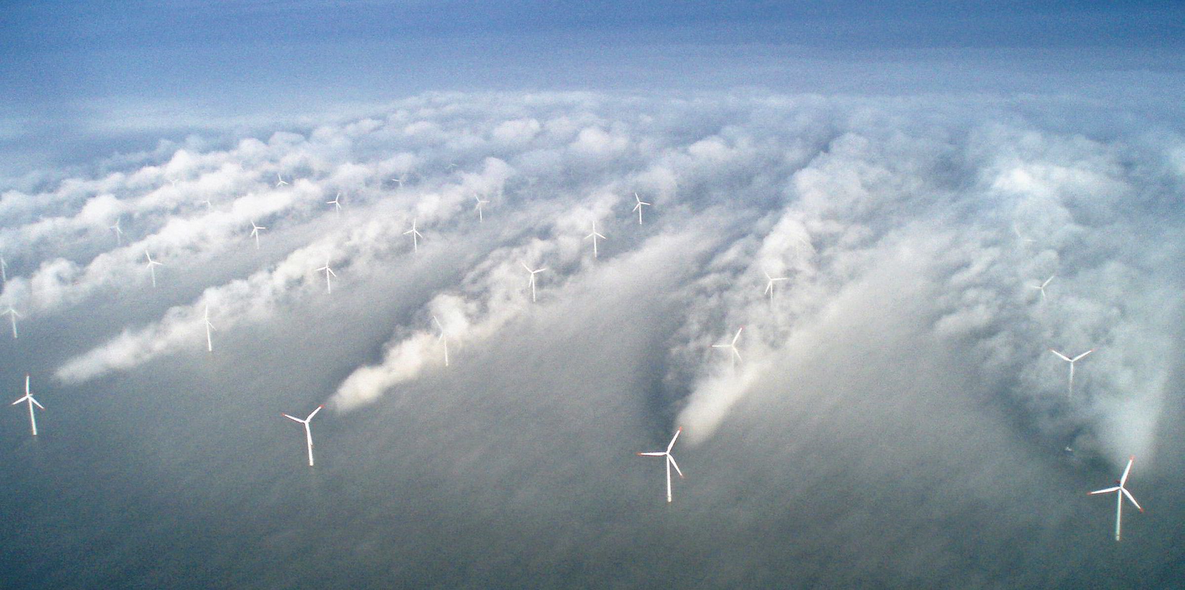 اثر دنباله ای - سایه باد روی توربین های بادی دریایی هنگام مه